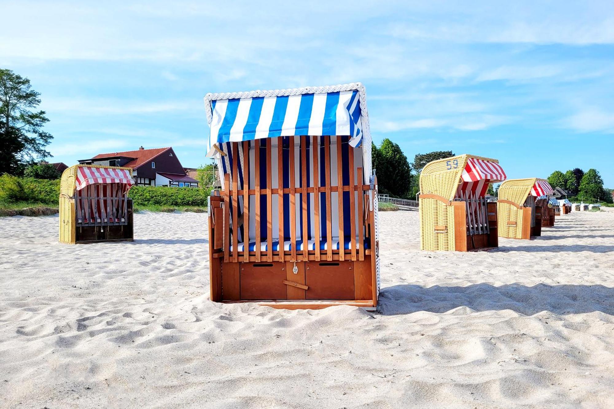 Moderne 1 Zimmer Ferienwohnung Mit Sonnenterrasse Und Parkplatz, In Ruhiger Lage, Nur Wenige Gehminuten Zum Ostsee Sandstrand Scharbeutz Zewnętrze zdjęcie