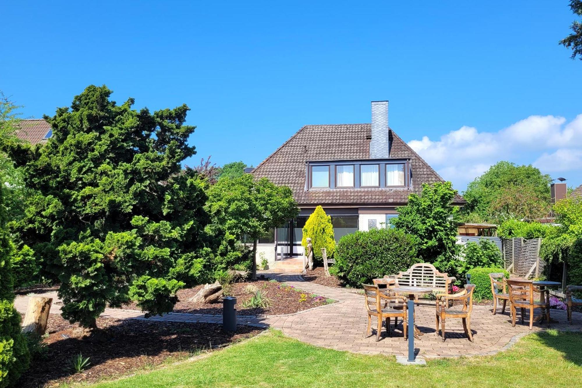 Moderne 1 Zimmer Ferienwohnung Mit Sonnenterrasse Und Parkplatz, In Ruhiger Lage, Nur Wenige Gehminuten Zum Ostsee Sandstrand Scharbeutz Zewnętrze zdjęcie